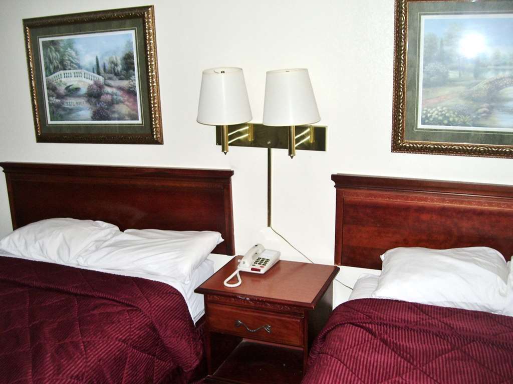 Lake View Inn & Suites Killen Chambre photo